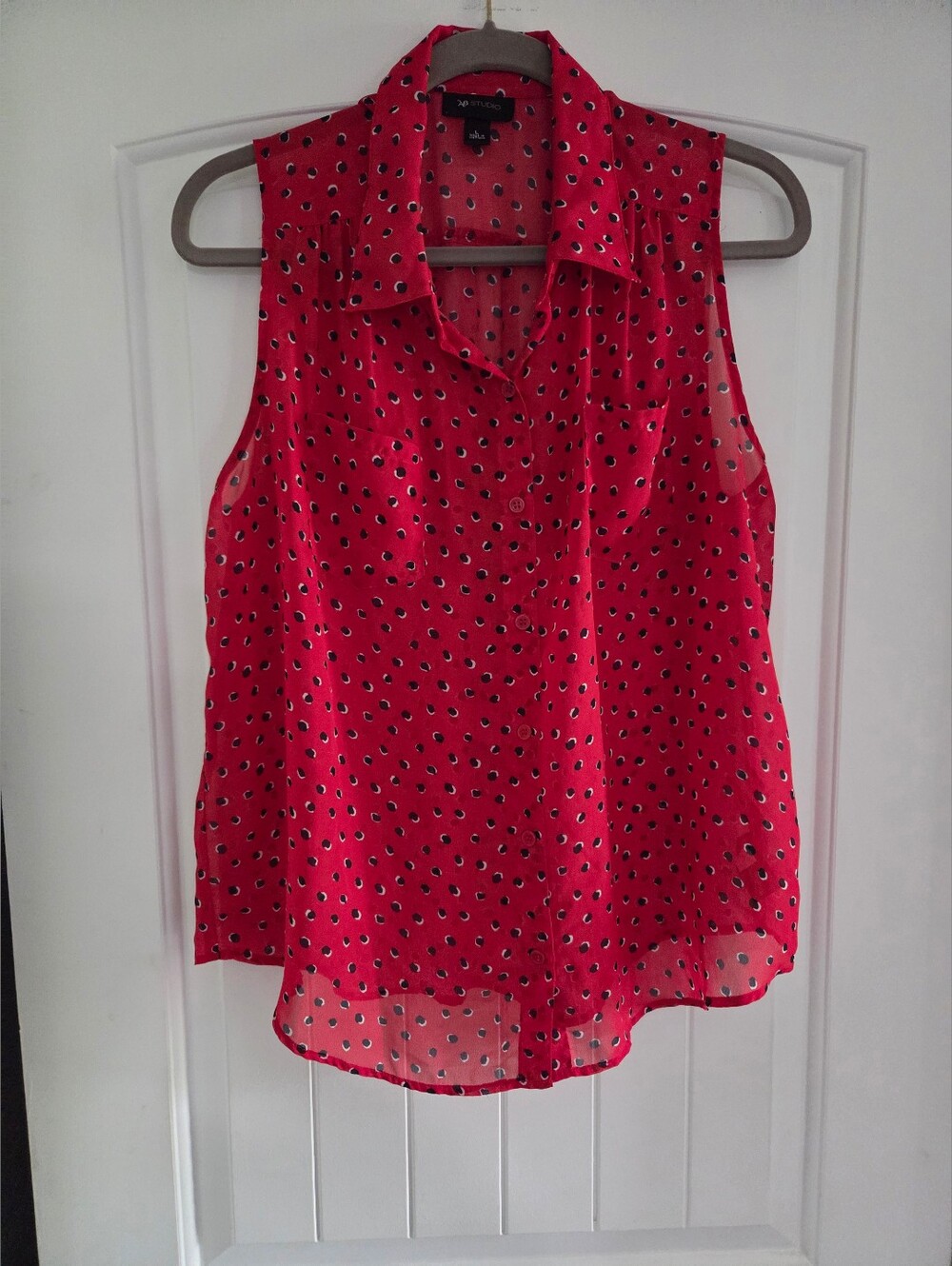 AB Studio Red Sleeveless Printed Button-Front Camisole
